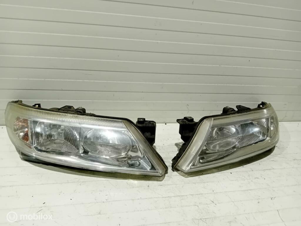 Koplampen Renault Laguna, Gebruikt, Ophalen of Verzenden