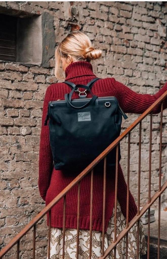 Rugzak van Laauw, Overige merken, 25 tot 40 cm, Ophalen of Verzenden, Zo goed als nieuw