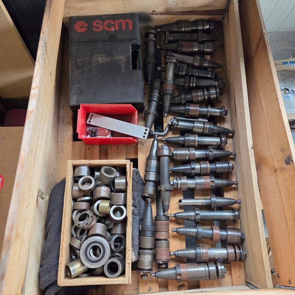 Scm verwisselbare frees spindels ca 25 stuks, Ophalen of Verzenden, Elektrisch