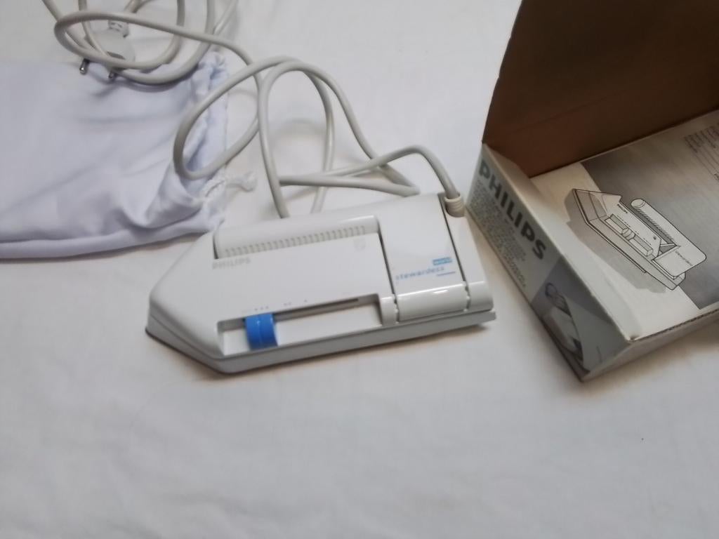 Philips Reis Strijkijzer - Compact en Handig!, Ophalen of Verzenden, Gebruikt, Strijkijzer met snoer