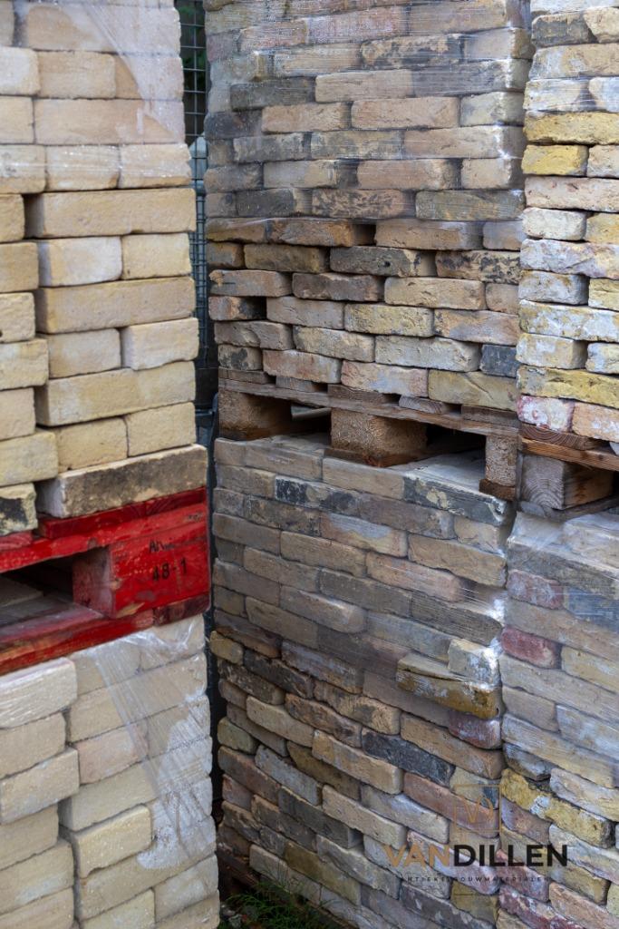 Groot formaat Friese geeltjes 1.650 stuks actieprijs, Verzenden, Zo goed als nieuw, Bakstenen