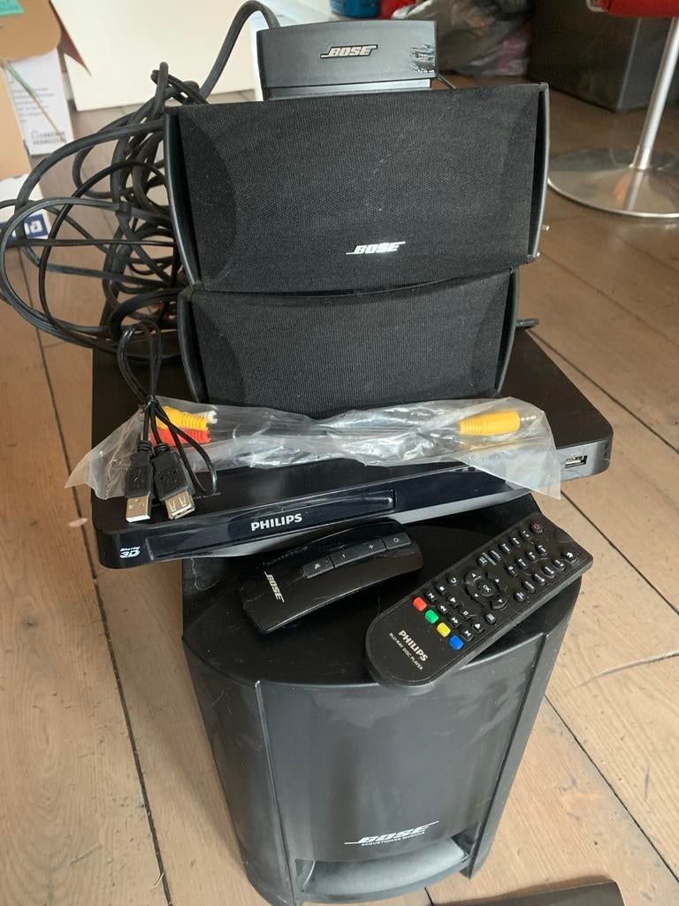 Bose CineMate II + Philips Blu-ray Speler, Philips, Gebruikt, 2.1-systeem, Blu-ray-speler