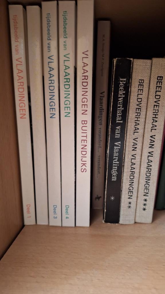 Boeken van en over VLAARDINGEN, Boeken, Ophalen of Verzenden