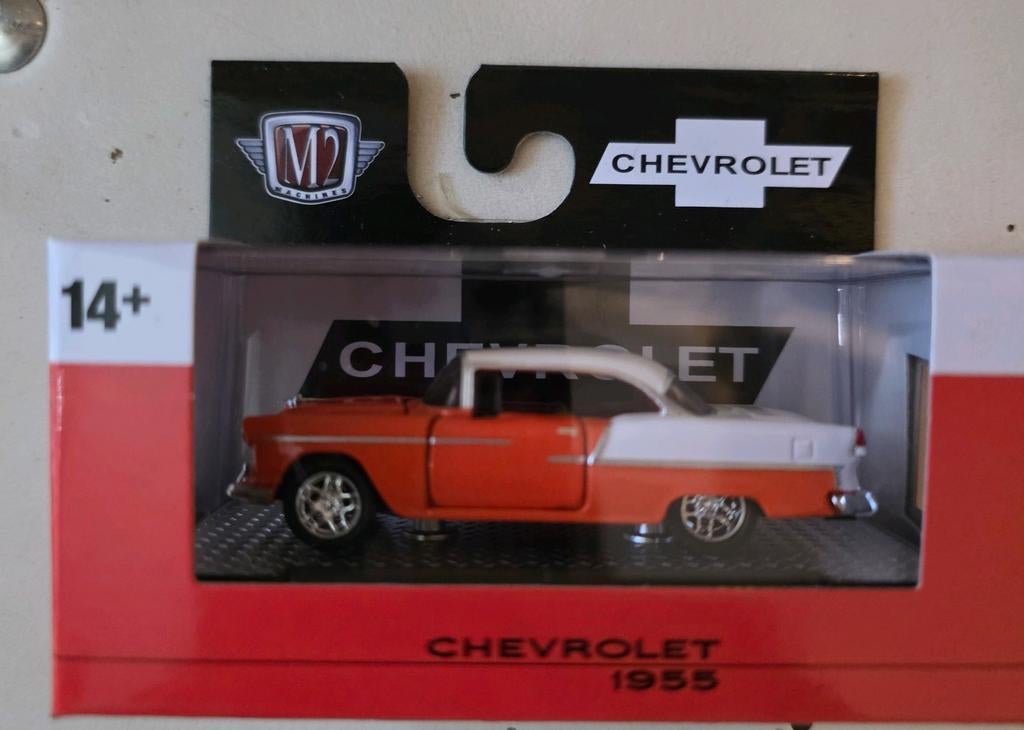 M2 Machines Chevrolet 1955 - Nieuw in verpakking, Ophalen of Verzenden, Nieuw