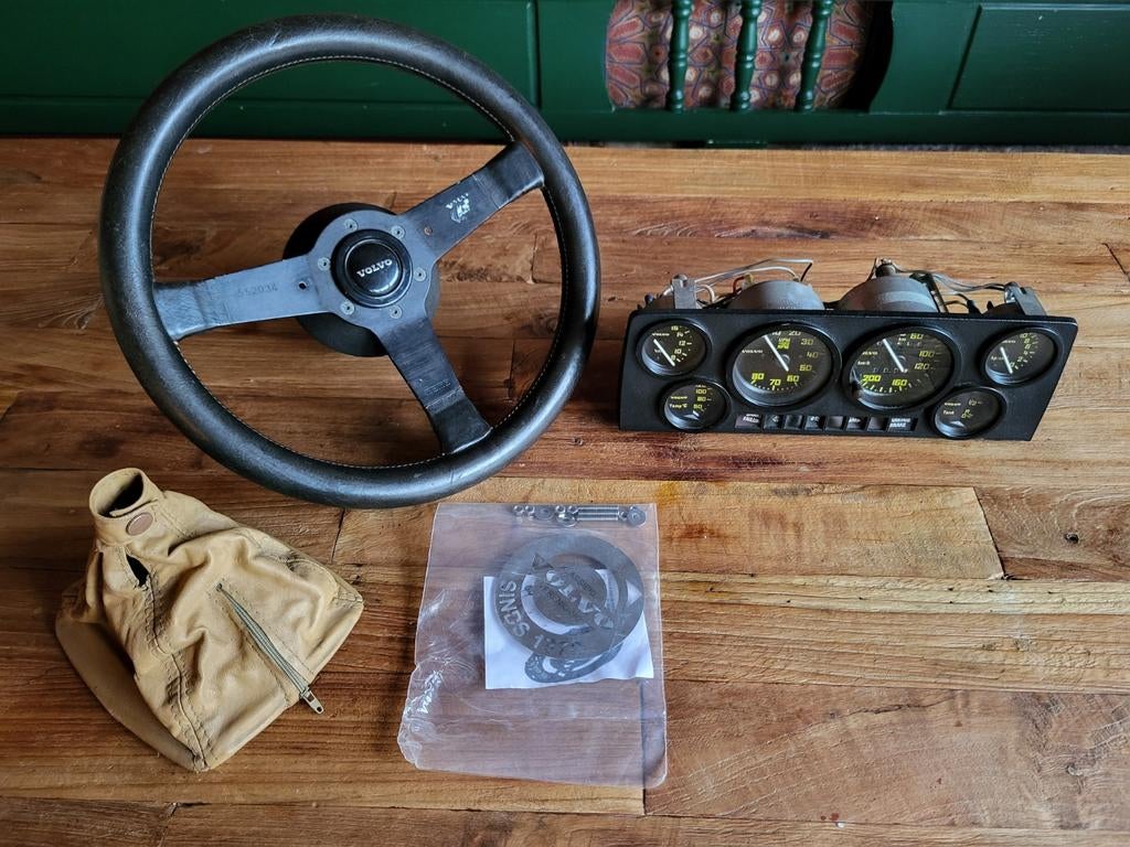 Volvo 242 GT instrumentencluster / Volvo R stuur/ 8-Track, Ophalen of Verzenden, Volvo