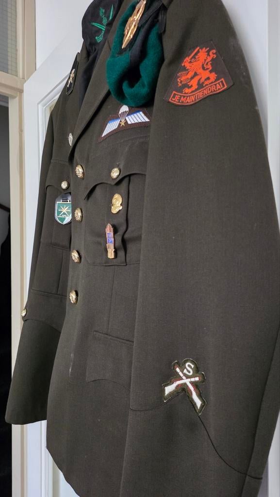 Oud KCT Uniform + Gala Uniform, Schoenen en Regenjas, Verzamelen, Militaria | Algemeen, Landmacht, Kleding of Schoenen, Nederland