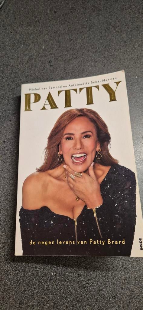 Boek "Patty" gesigneerd, Boeken, Ophalen of Verzenden, Zo goed als nieuw, Sport