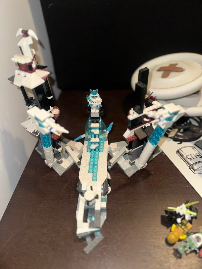 Lego ninja ijskasteel met de ijskijzer, Ophalen of Verzenden, Zo goed als nieuw