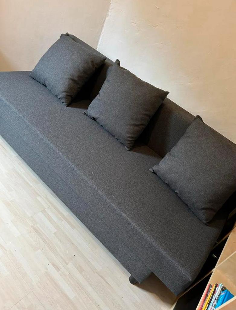 Slaapbank, Huis en Inrichting, Ophalen, Zo goed als nieuw, Tweepersoons, 140 cm