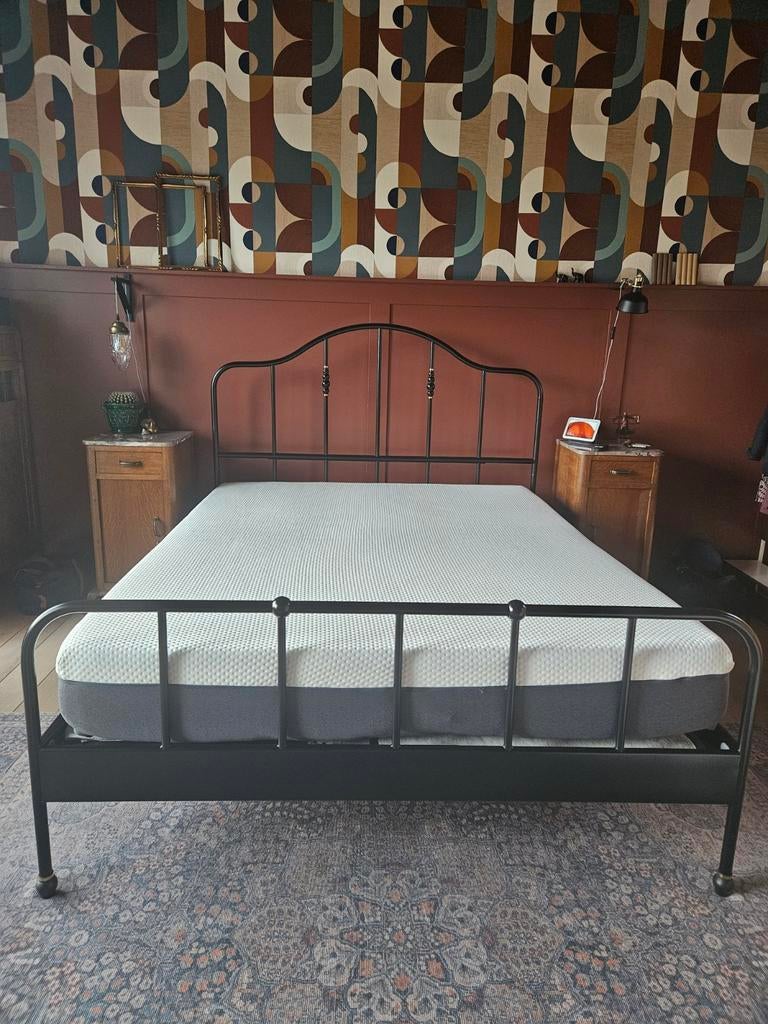 Tweepersoonsbed met ombouw en electrisch verstelbare bodem, Ophalen, Verstelbaar, Zwart, Tweepersoons