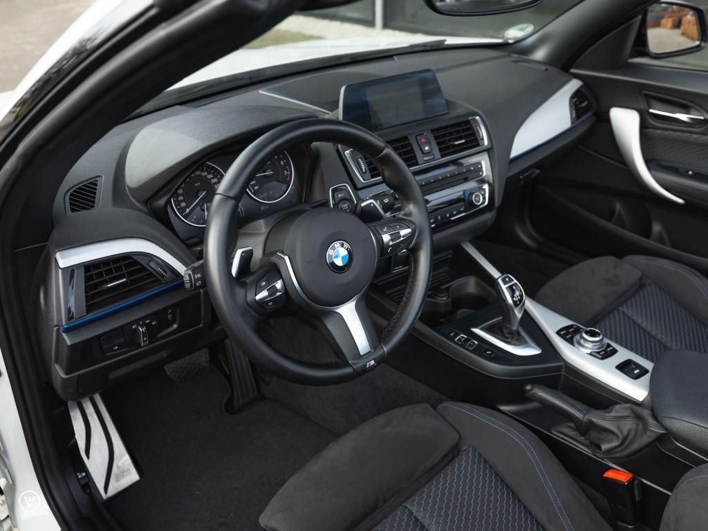Bmw 2-SERIE M235i Cabrio Aut. - HiFi, keyless etc, Achterwielaandrijving, Gebruikt, Euro 6, 1595 kg