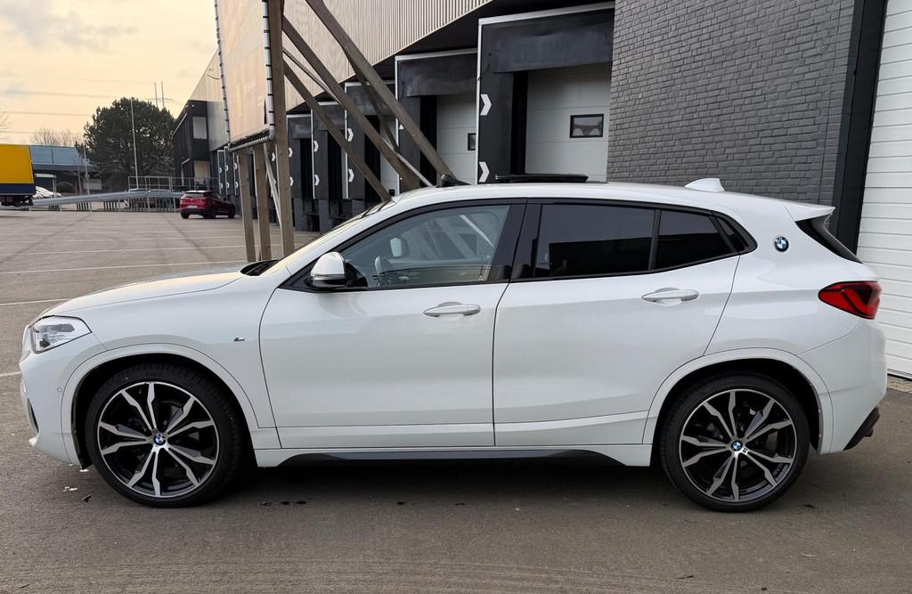 BMW X2 SDrive18d High Executive Edition M-PAKKET/PANORAMADAK, Auto's, BMW, 4 cilinders, 150 pk, Wit, Origineel Nederlands