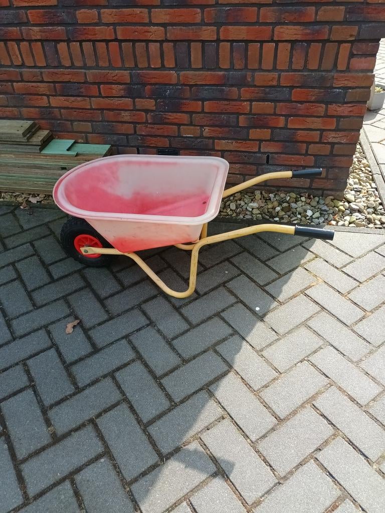 Kruiwagen Talen Tools voor kinderen geel rood, Ophalen, Zo goed als nieuw