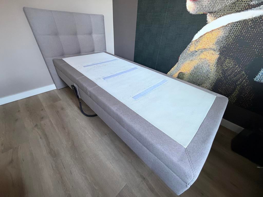 Hoog laag boxspring 90 x 200, Ophalen, Verstelbaar, 90 cm, Eenpersoons