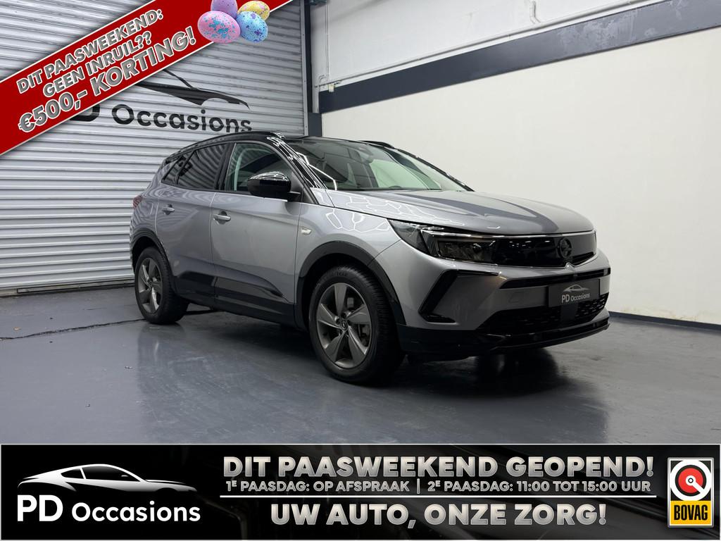 Opel Grandland 1.6 Turbo Plug-In Hybrid 225PK - Camera - Win, Gebruikt, Zwart, 4 cilinders, LED verlichting