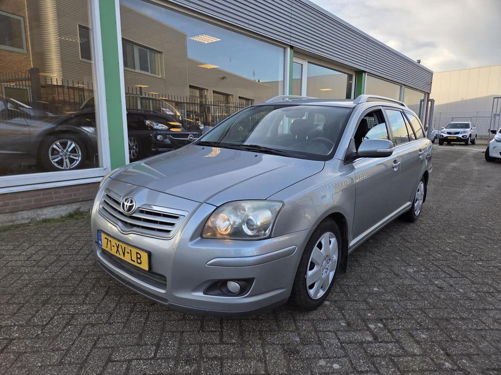 Toyota Avensis Wagon 1.8 VVTi Luna Business|NAP|AIRCO|TREKHA, Voorwielaandrijving, 1794 cc, 4 cilinders, Handgeschakeld