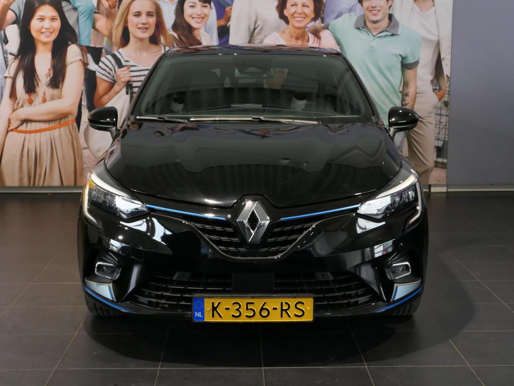 Renault Clio 1.6 E-Tech Hybrid 140 Série Limitee - Clima -, 28 km/l, Gebruikt, 4 cilinders, Leder en Stof