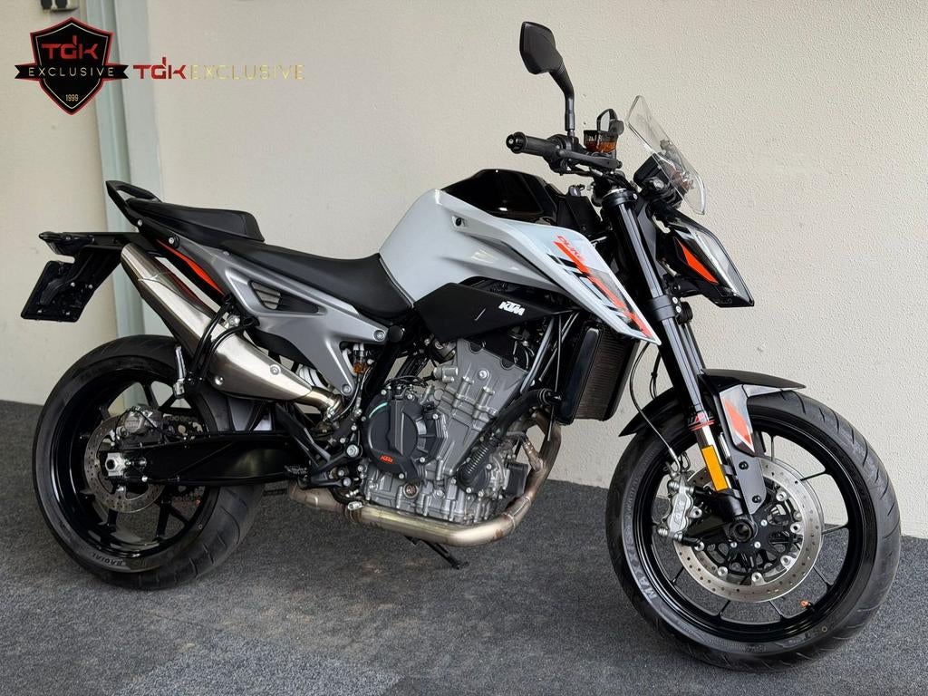 KTM 790 DUKE 2024 4.048 KM NARDO GREY NIEUWSTAAT 890 990 690, Motoren, 2 cilinders, Bedrijf, Meer dan 35 kW, Minimaal motorrijbewijs A2