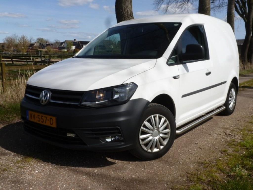 Volkswagen CADDY 102 pk,airco,trekh.,div,geen BTW,erg mooi, Auto's, 680 kg, 4 cilinders, Volkswagen, Wit