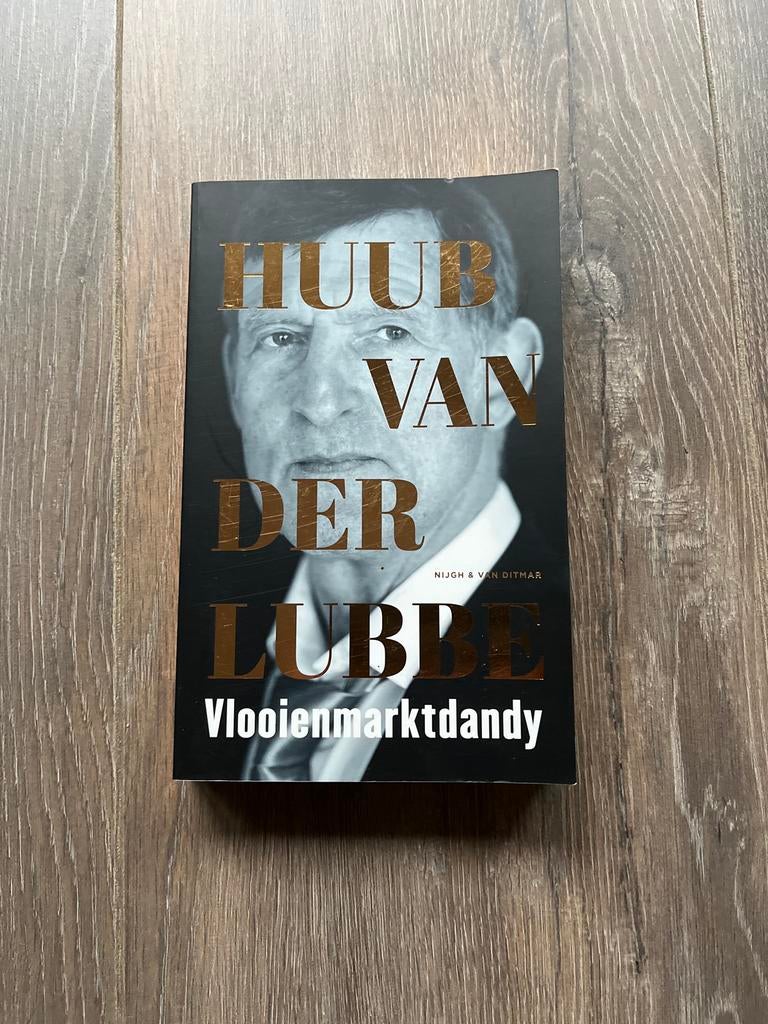 Huub van der Lubbe Vlooienmarktdandy, Ophalen of Verzenden, Gelezen, Kunst en Cultuur