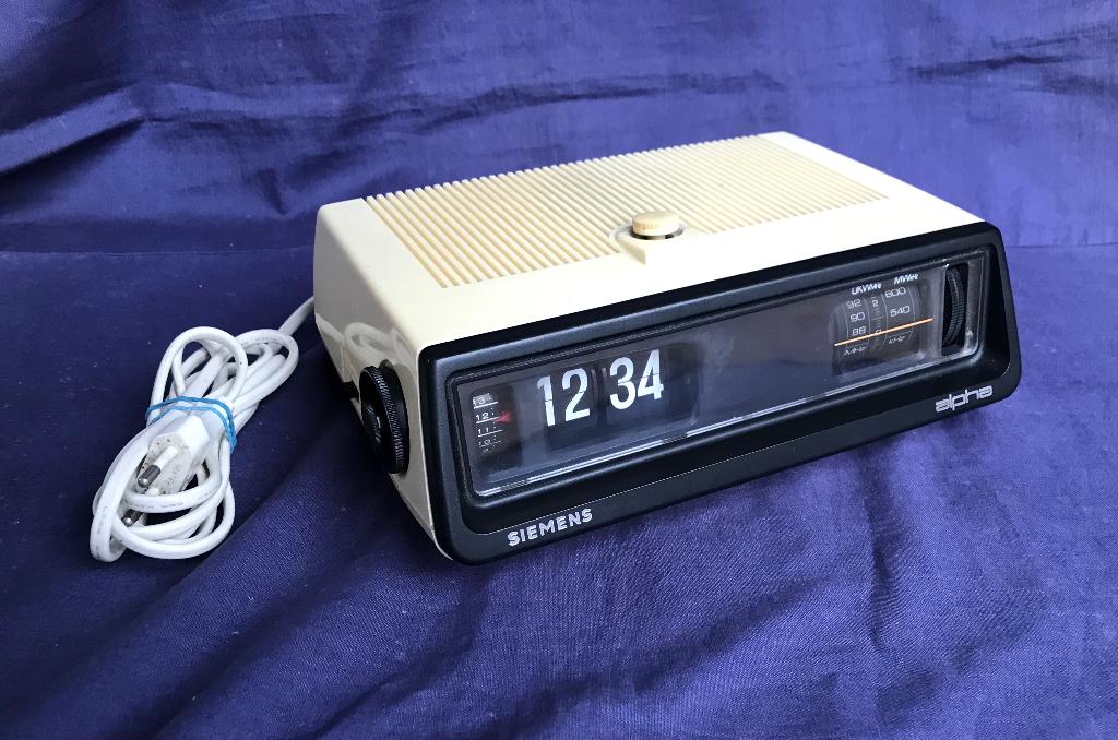 SIEMENS Alpha RG223 klokradio ( 70’s), Verzamelen, Ophalen of Verzenden, Overige typen