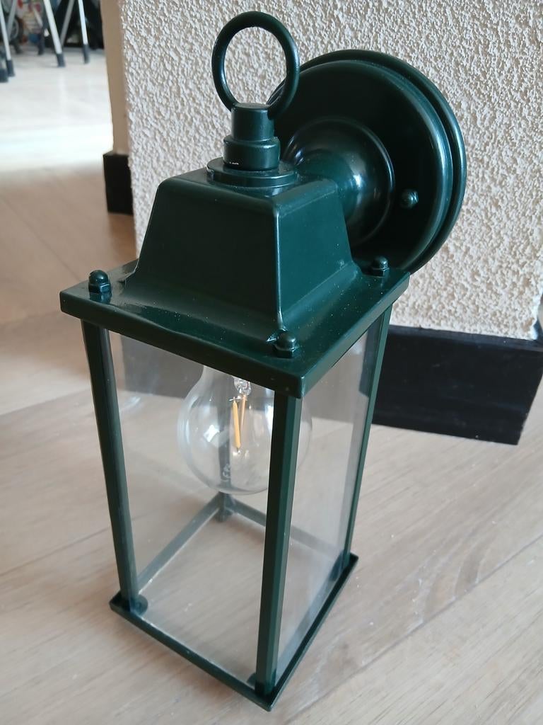 Buitenlamp lantaarn hanglamp intratuin, Tuin en Terras, Buitenverlichting, Wandlamp, Ophalen of Verzenden, 50 tot 250 watt, IJzer