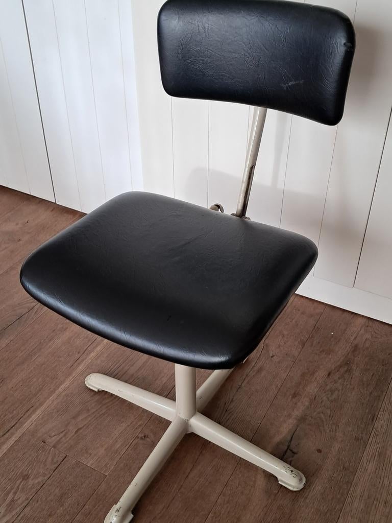 Vintage  industriele design bureaustoel, Ophalen