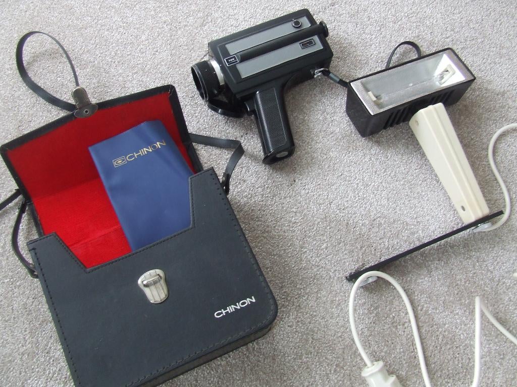 filmcamera met lamp, Ophalen, 1960 tot 1980, Filmcamera