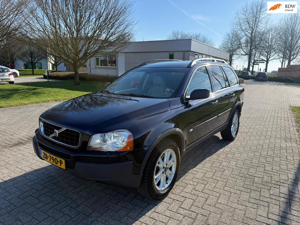 Volvo XC90 2.4D Kinetic 7 Persoons Automaat 2004 wheelhouse, Auto's, Volvo, Gebruikt, Beige, 255 €/maand, 7 stoelen