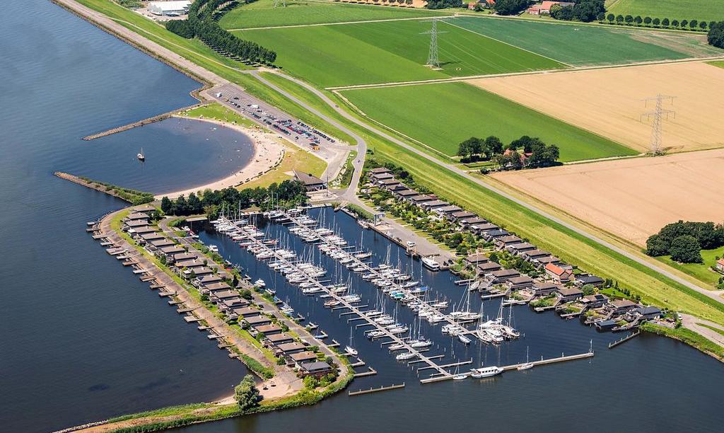 Te koop/te huur ligplaats Schokkerhaven, Watersport en Boten, Ligplaatsen, Buiten