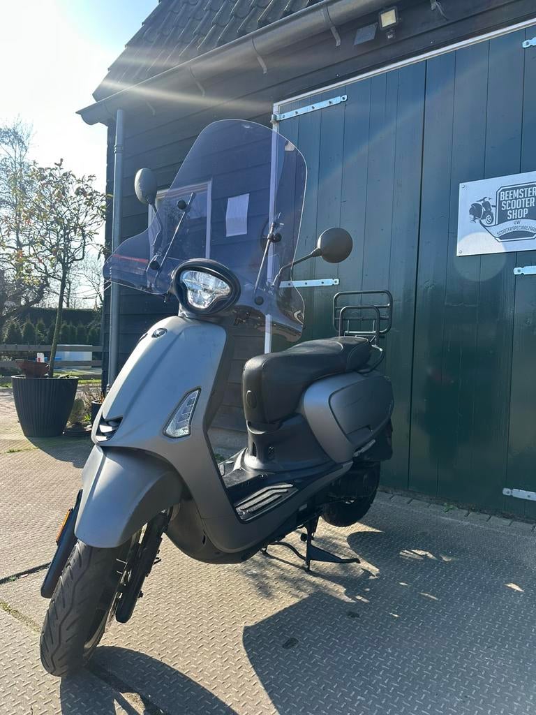 Kymco New Like | Mat silver/grey | LED | 4.000 km | brom, Ophalen, Zo goed als nieuw, Benzine