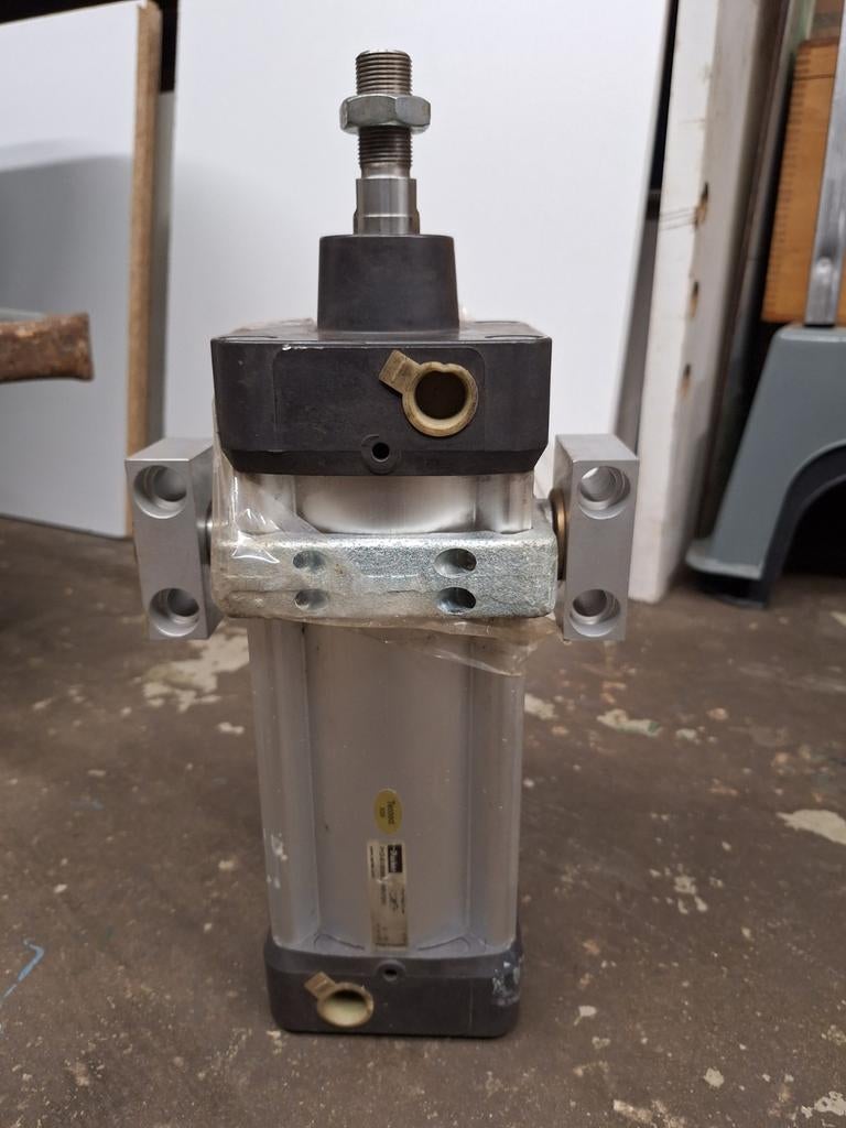 Cilinders pneumatische Parker, Ophalen of Verzenden, Zo goed als nieuw