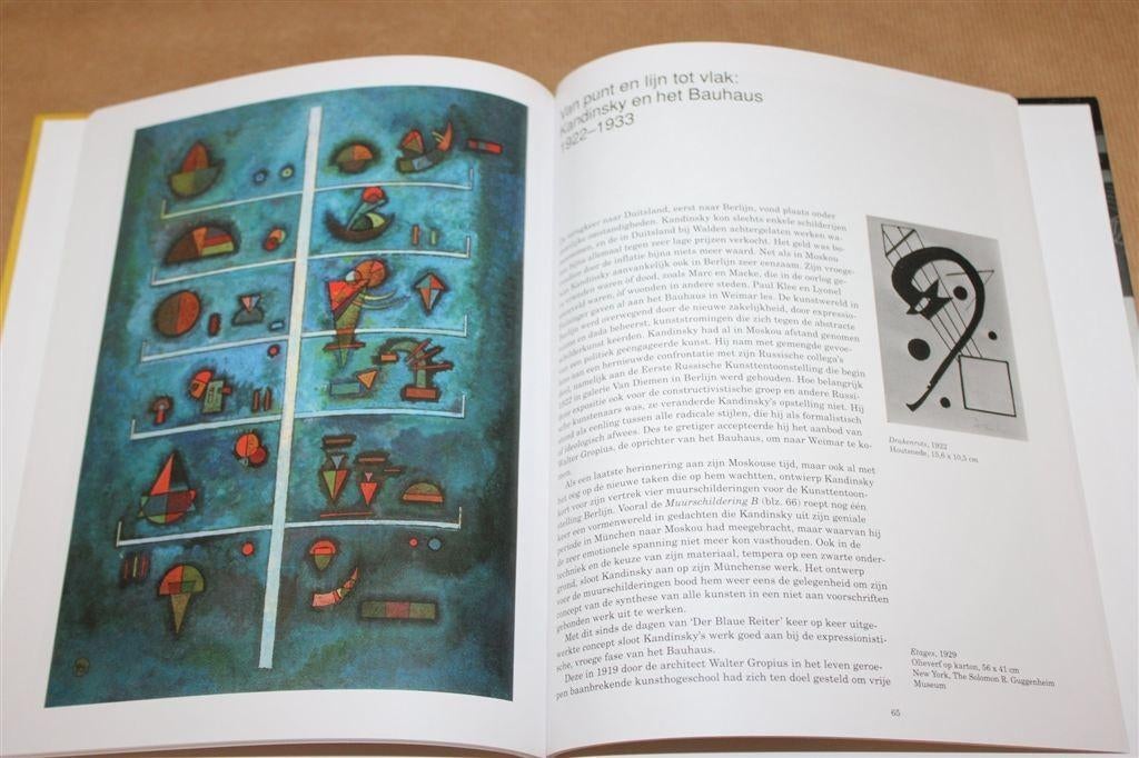 Wassily Kandinsky, 1866-1944. Revolutie in de schilderkunst., Boeken, Ophalen of Verzenden, Zo goed als nieuw