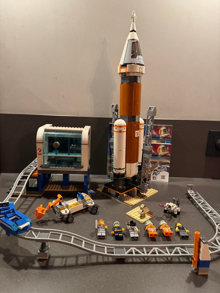 LEGO City Ruimtevaart Ruimteraket en Vluchtleiding - 60228, Ophalen of Verzenden, Zo goed als nieuw, Complete set, Lego