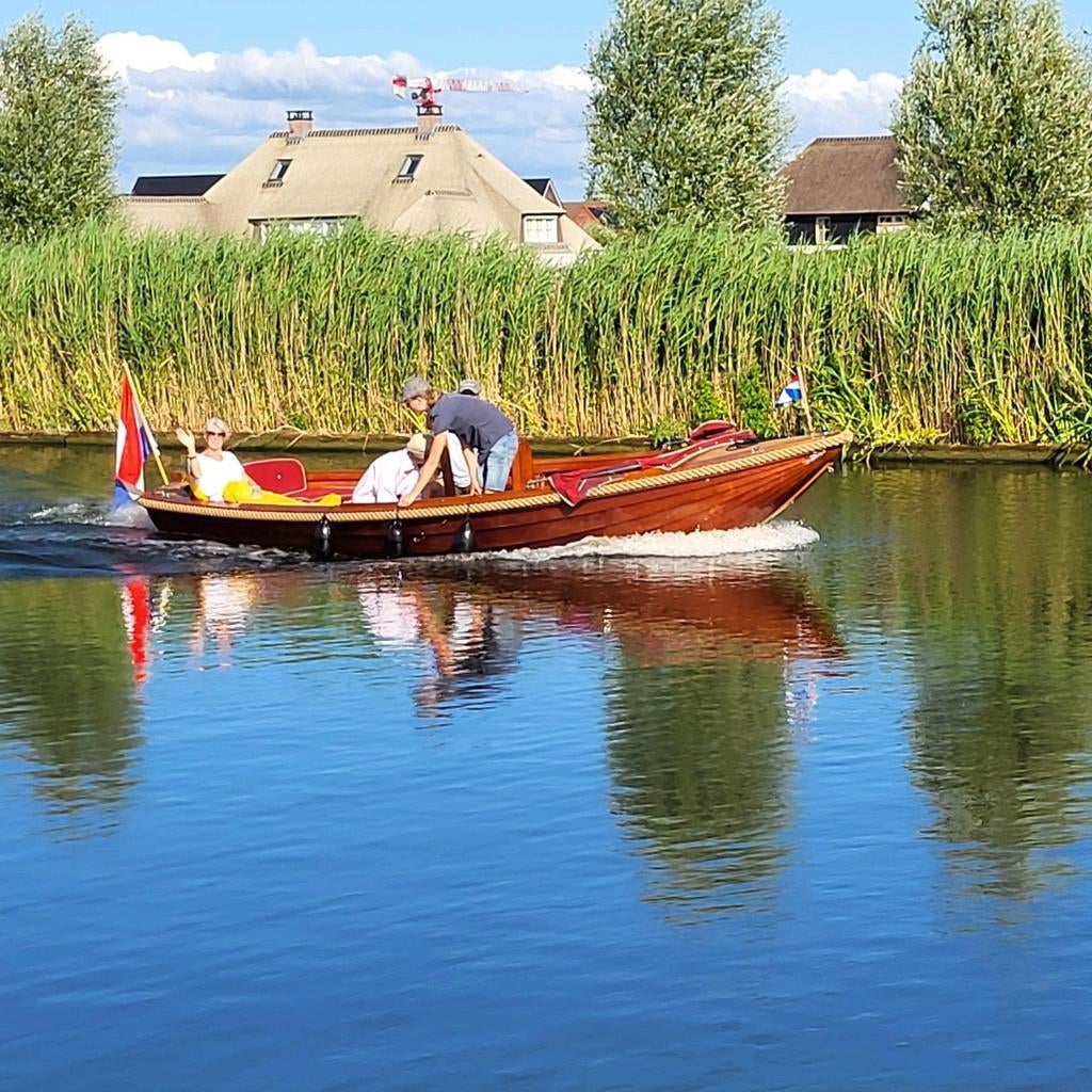 Luxe sloep huren Alkmaar Langedijk 100% voor Kika, Watersport en Boten, Sloepen, Ophalen of Verzenden, Polyester, 6 meter of meer