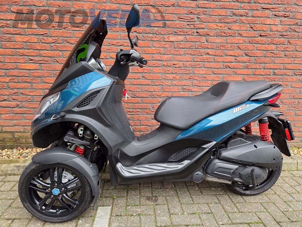 PIAGGIO MP3 300 HPE (bj 2022), Scooter, Onbekend, Onbekend, Minimaal motorrijbewijs A2