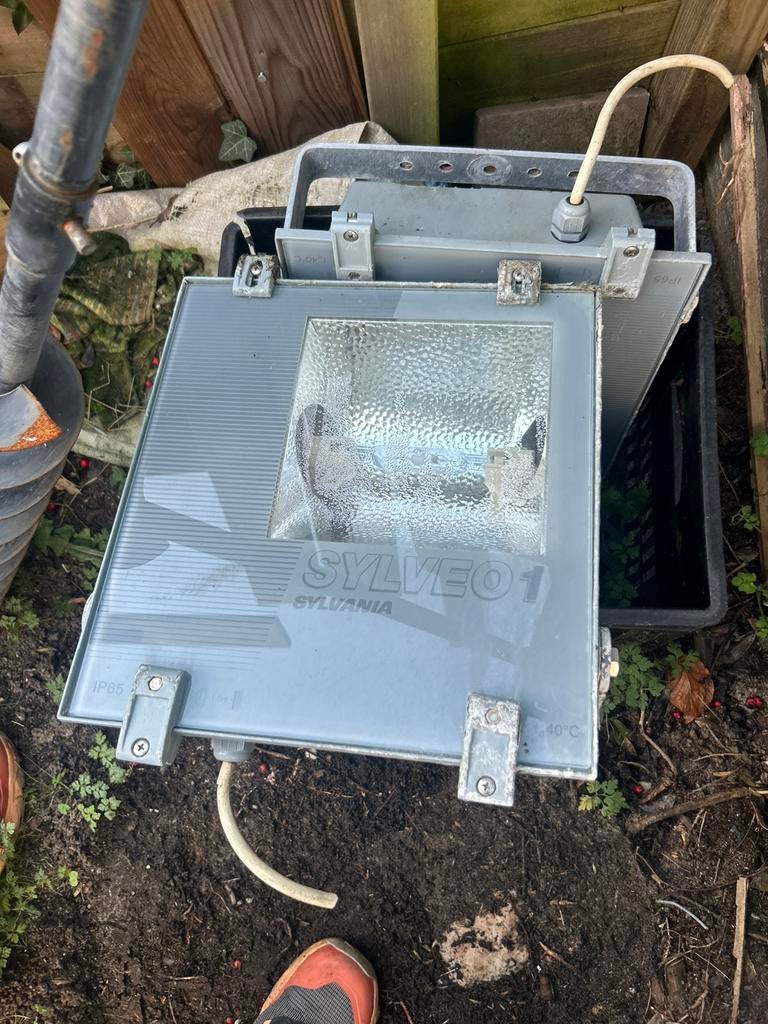 2 x sylvania sylveo 1. €20,-, Ophalen of Verzenden, Zo goed als nieuw, 500 watt of meer, Overige typen