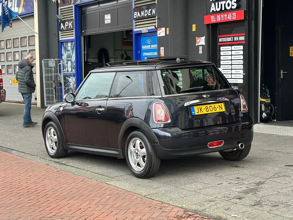 Mini Mini 1.6 Cooper Pepper Clima Pano, Voorwielaandrijving, Stof, Gebruikt, 750 kg