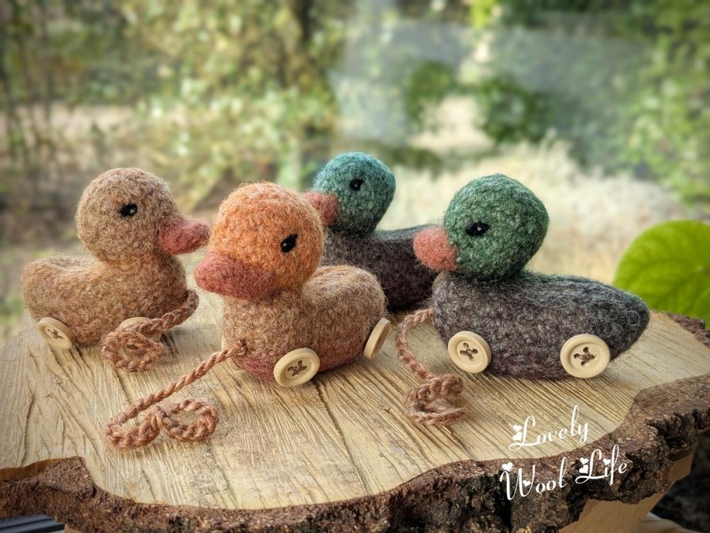 Wollen trekeendjes, handgemaakt, 100% wol, Hobby en Vrije tijd, Breien en Haken, Ophalen of Verzenden, Nieuw, Haken, Overige typen