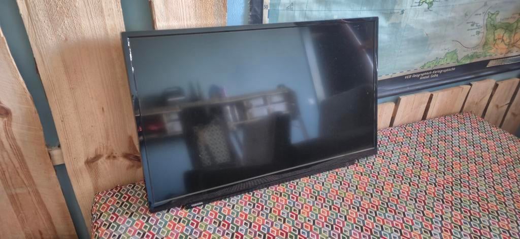 Toshiba 32LA2063DG 32" Smart TV met ingebouwde Chromecast, Ophalen, Toshiba, 80 tot 100 cm, Zo goed als nieuw