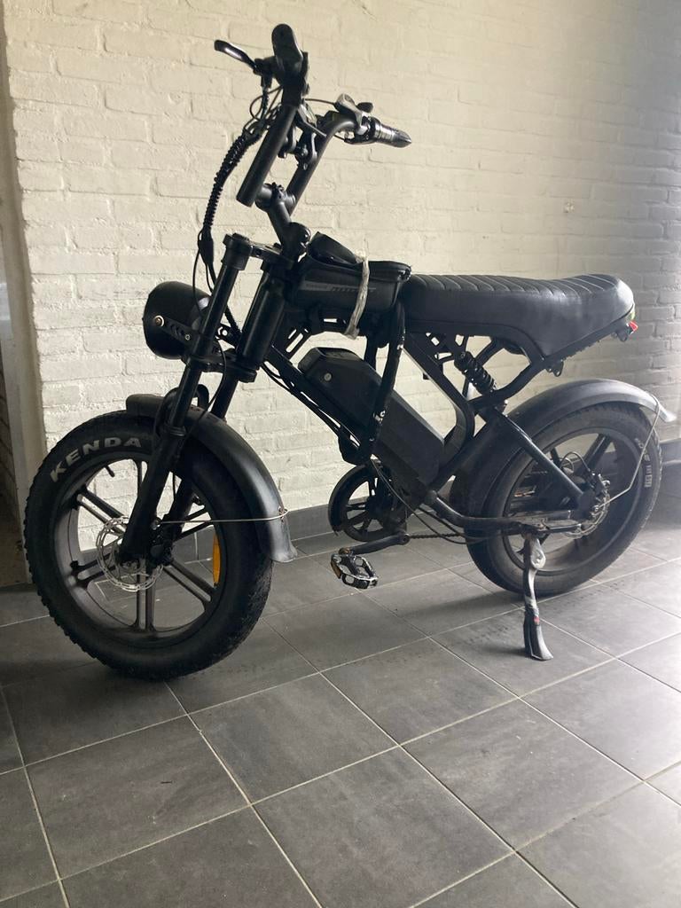 Fatbike v20 pro + opvoerbaar scherm + alarm + gps !, Fietsen en Brommers, Elektrische fietsen, Zo goed als nieuw, Overige merken