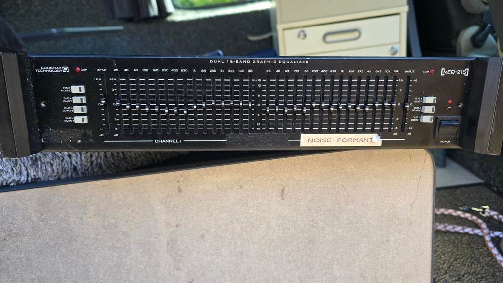 Constant Technology MEQ-215 Dual 15-Band Graphic Equalizer, Ophalen of Verzenden, Equalizer