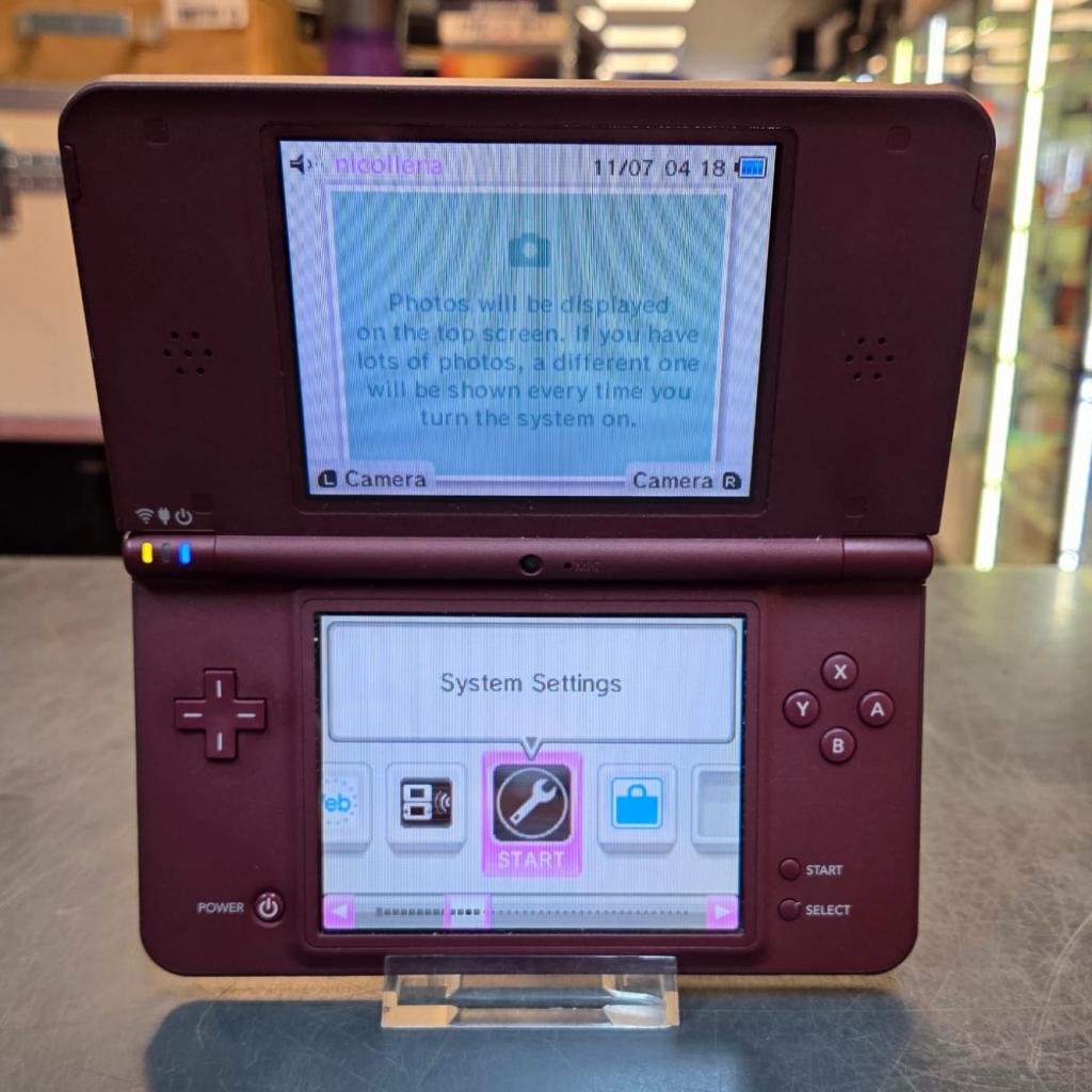 Nintendo DSI XL - Bordeaux Rood Compleet Met Lader + Pen, Nintendo, Zo goed als nieuw, Support@nintendo.com, 11-1 Hokotate-cho, Kamitoba, Minami-ku
Kyoto 601-8501
Japan