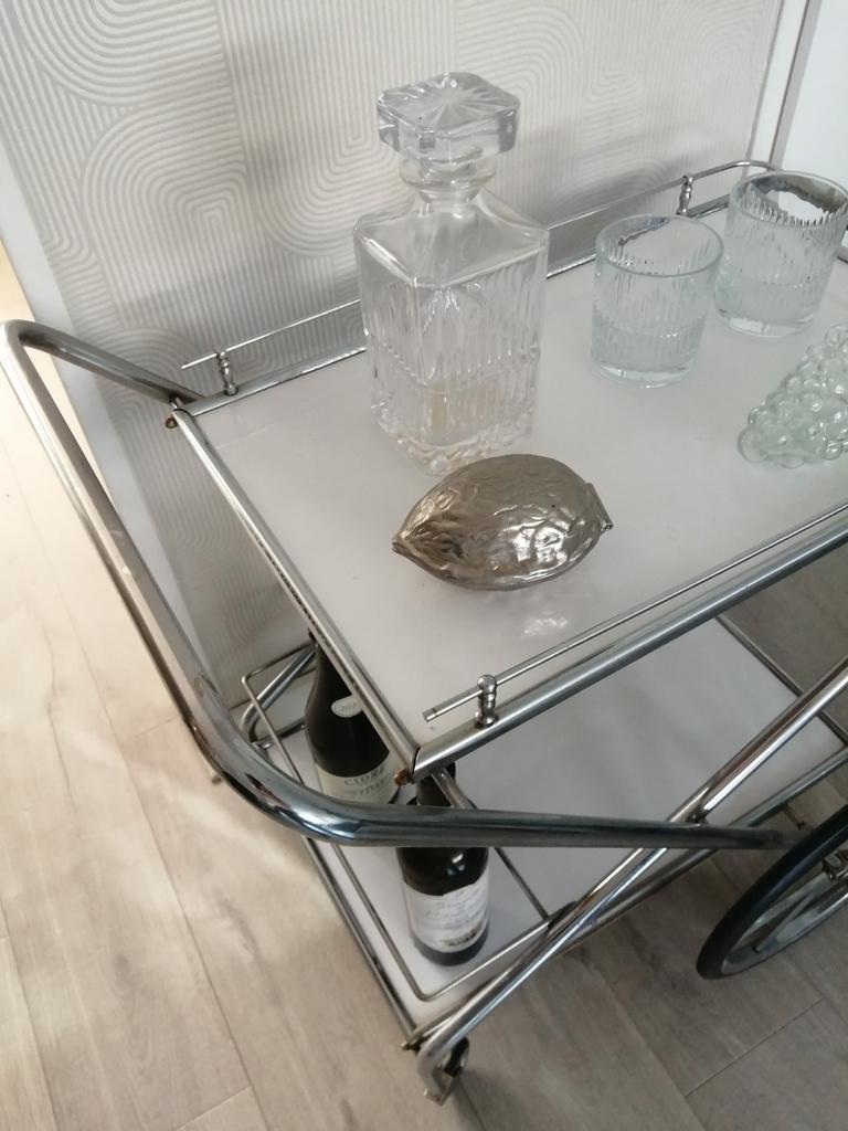 ZELDZAME RETRO BAR CART SERVEERWAGEN TROLLEY 60'S INKLAPBAAR, Antiek en Kunst, Ophalen