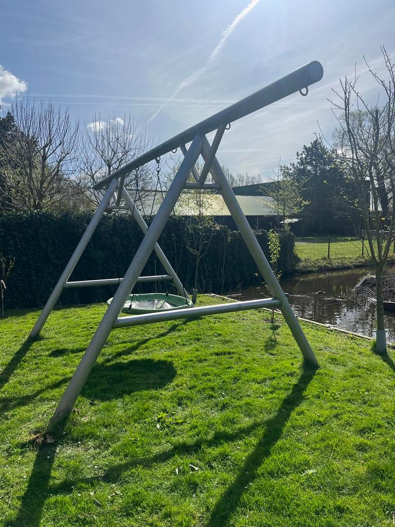 Grote RVS schommel 6 meter lang, Ophalen, Gebruikt, Schommel