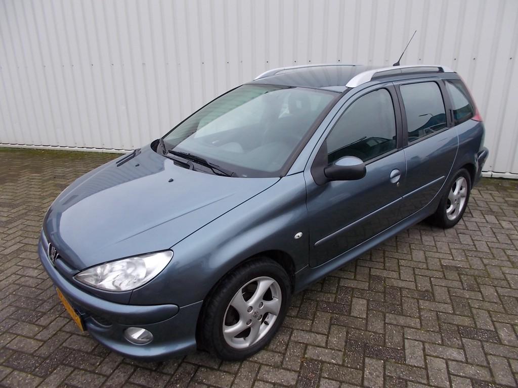 Peugeot 206 SW 1.6-16V Air-line 3 ( APK KEURING BIJ AFLEVERI, Voorwielaandrijving, 4 cilinders, Origineel Nederlands, Handgeschakeld
