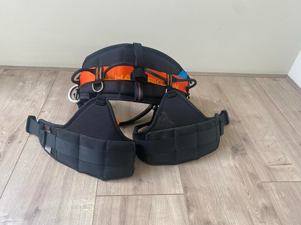 Tree Austria klimgordel maat 2 - Zo goed als nieuw, Ophalen of Verzenden, Zo goed als nieuw, Klimsport-accessoire