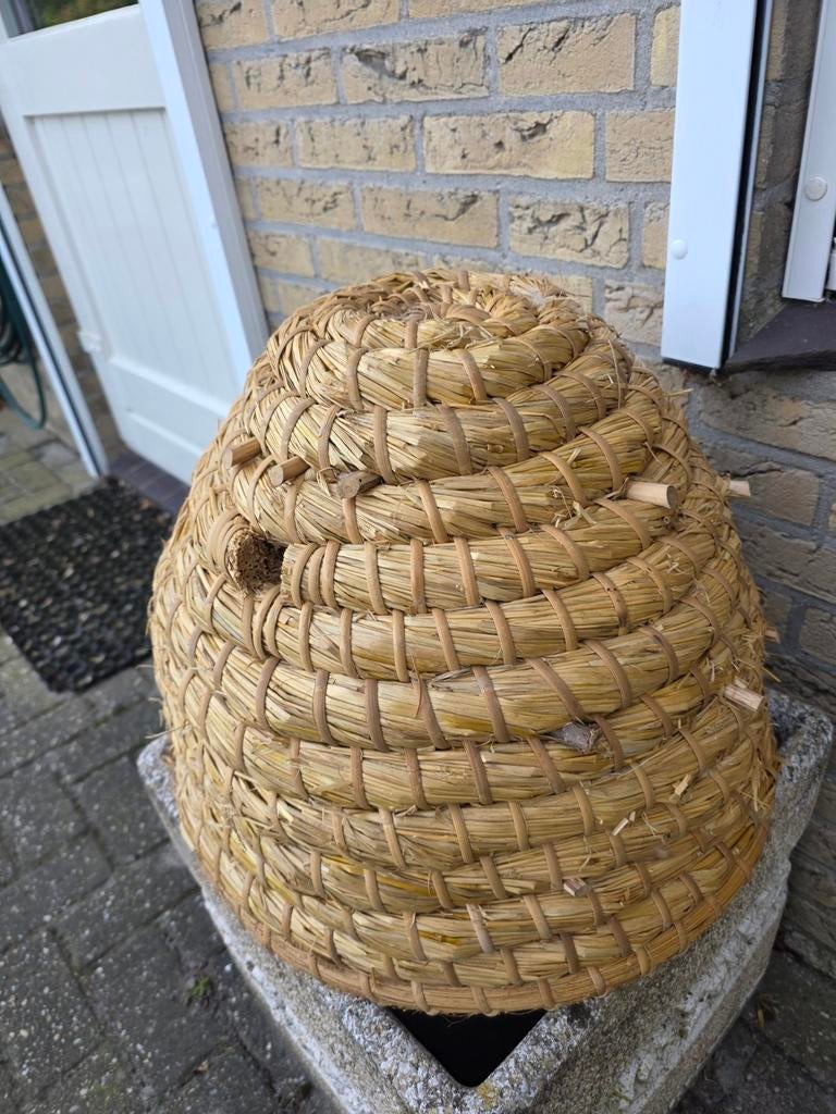 Bijenkorf nieuw, handgemaakt, Ophalen