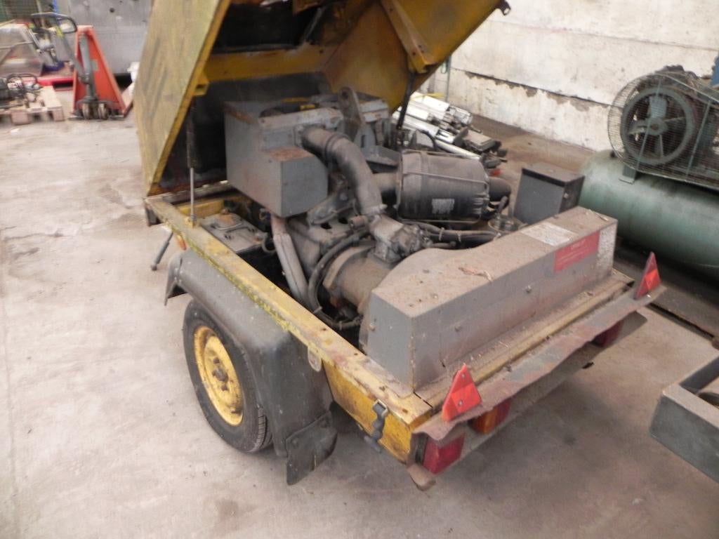 Compressor Atlas Copco, Ophalen, Gebruikt, Dieselmotor, 1800 rpm of meer