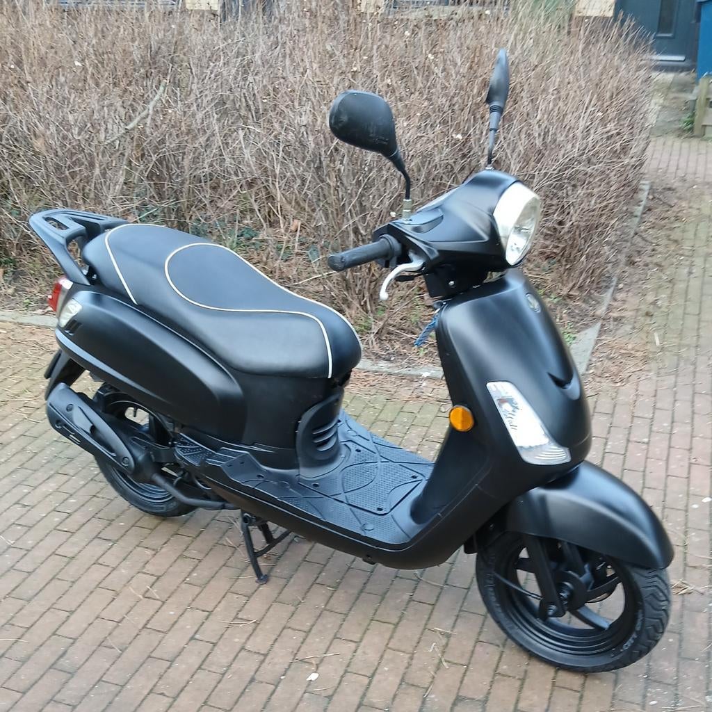 Sym Fiddle 2 scooter.  Snorscooter, Ophalen, Gebruikt, Benzine, Fiddle